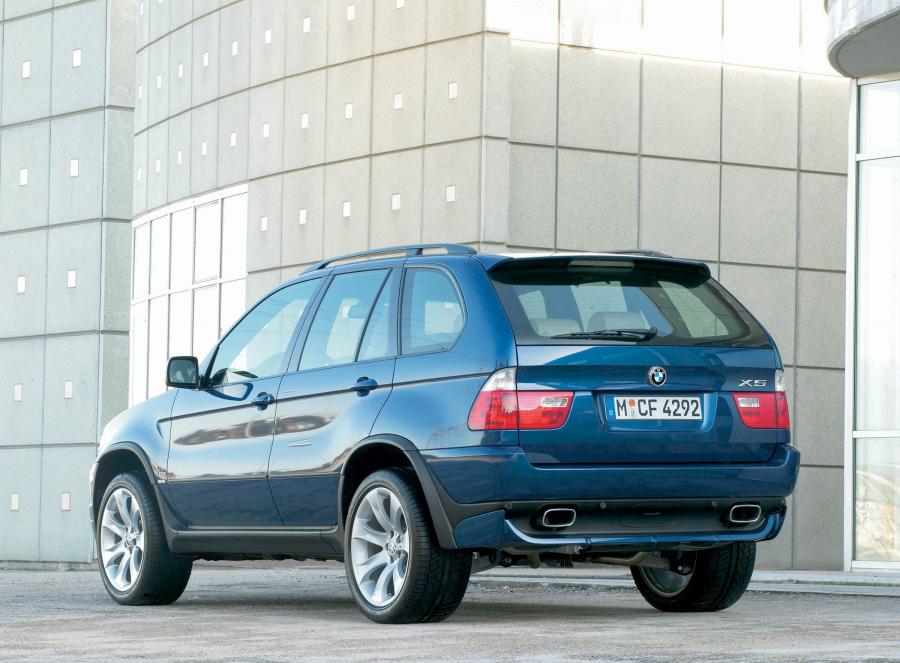  BMW X5 2004 года  (фото 8 из 45)
